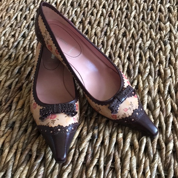 Miu Miu Shoes - Miu Miu kitten heels. Floral spectators. Size 36